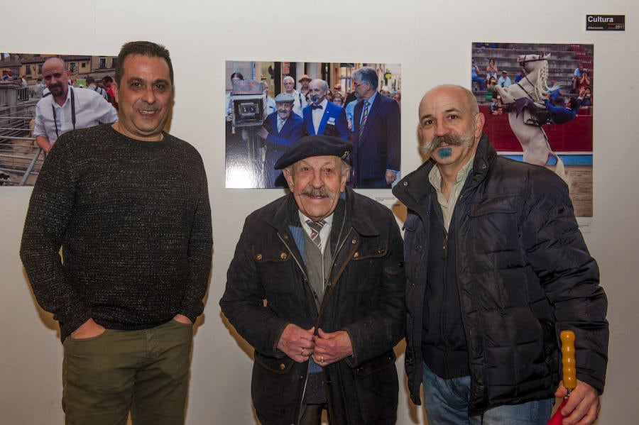 Fotos: Inauguración de la exposición &#039;Un año en imágenes 2017&#039; de El Norte de Castilla