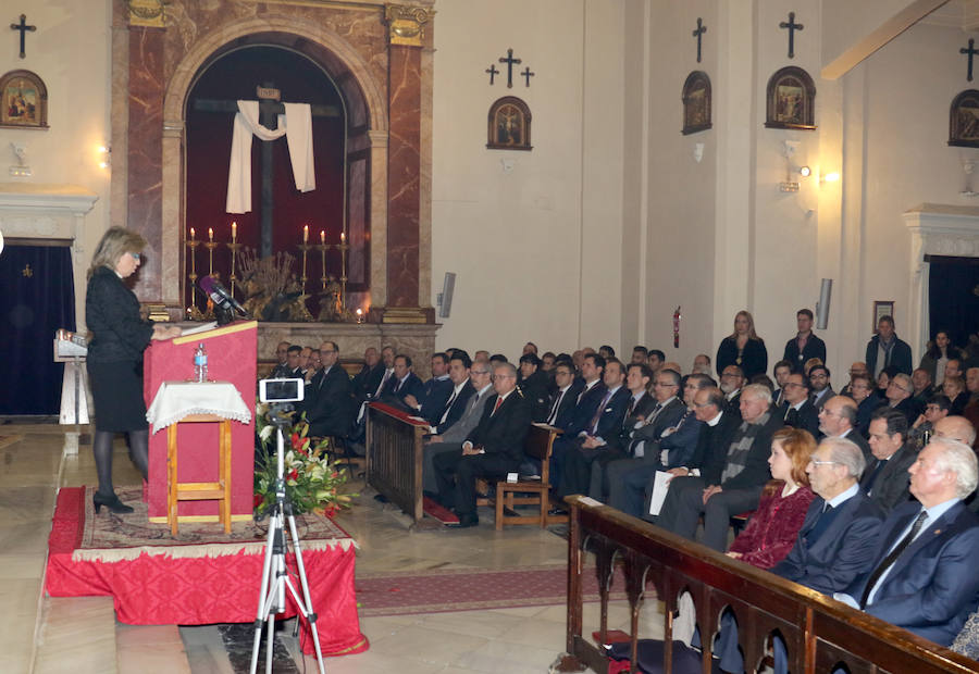 La delegada del Gobierno en Castilla y León, María José Salgueiro, pregonó ayer en la Cofradía Penitencial de Jesús Nazareno, en un acto en el que ensalzó la celebración de la Pasión en Valladolid.