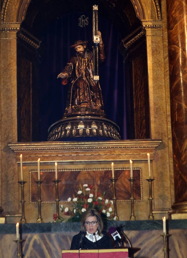 La delegada del Gobierno en Castilla y León, María José Salgueiro, pregonó ayer en la Cofradía Penitencial de Jesús Nazareno, en un acto en el que ensalzó la celebración de la Pasión en Valladolid.