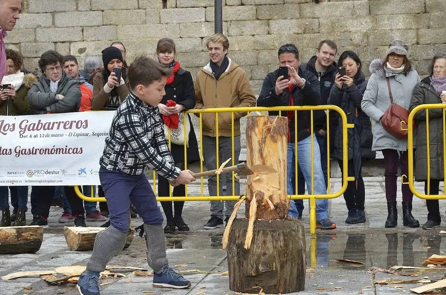 Fotos: Fiesta de los Gabarreros en El Escorial