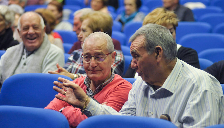 Fotos: XII premios Coraje y Dignidad de la Coordinadora de Pajarillos