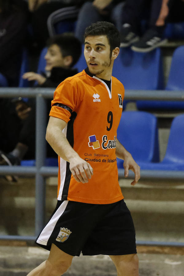 Fotos: Partido entre el BM Ciudad de Salamanca y el Atlético Avilesina