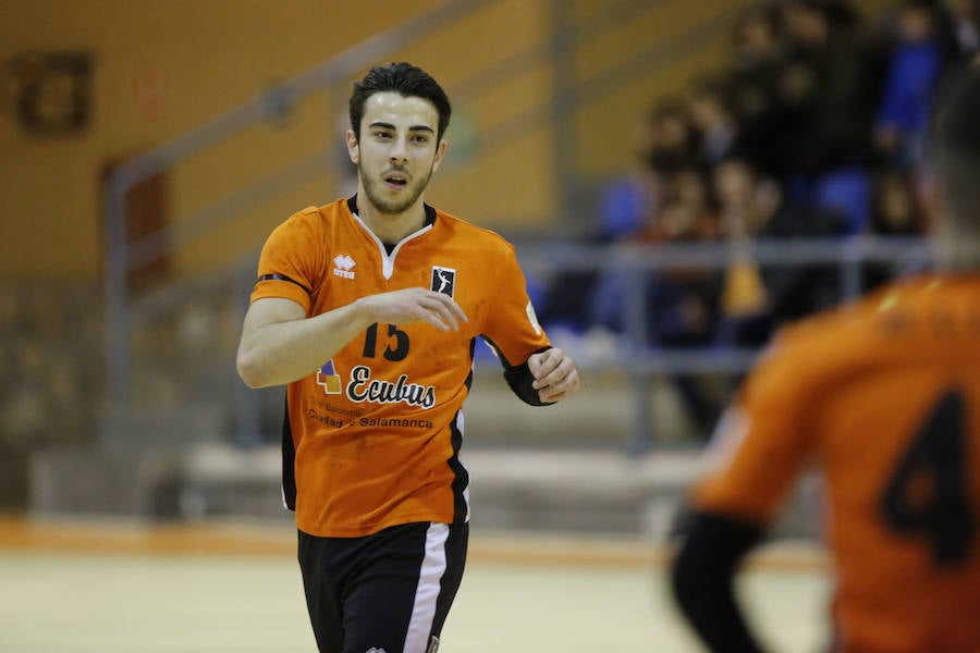 Fotos: Partido entre el BM Ciudad de Salamanca y el Atlético Avilesina