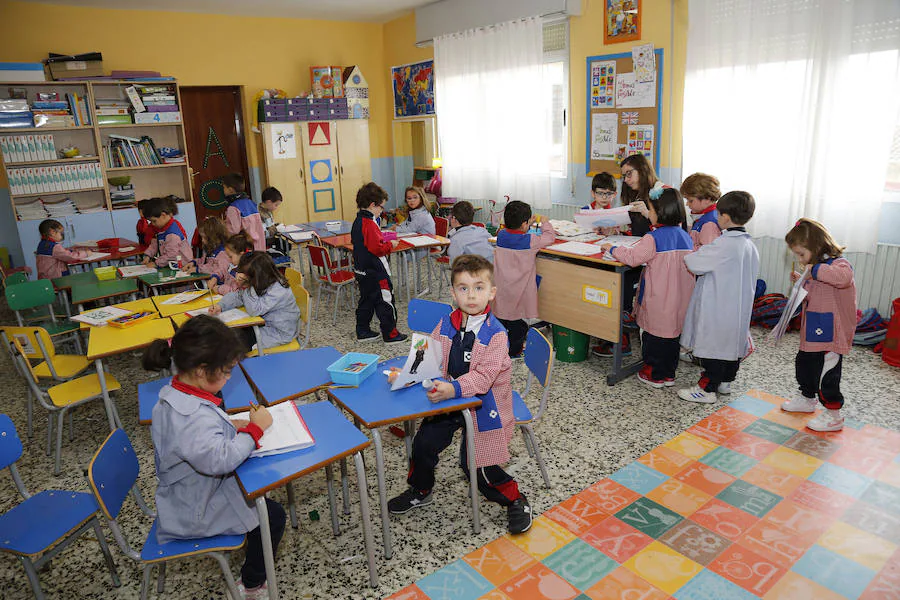 Fotos: El colegio Sagrado Corazón de Venta de Baños, en imágenes