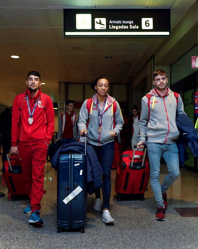 Fotos: Los atletas españoles llegan a Madrid del Mundial de Birmingham