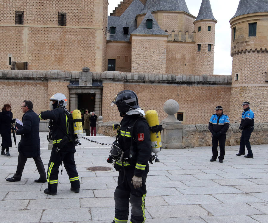 Fotos: Simulacro de incendio en el Alcázar de Segovia