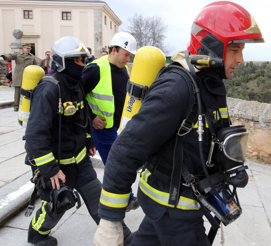 Fotos: Simulacro de incendio en el Alcázar de Segovia