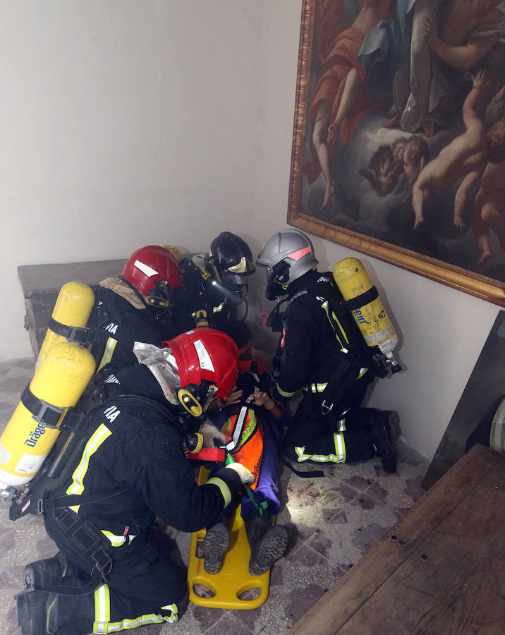 Fotos: Simulacro de incendio en el Alcázar de Segovia