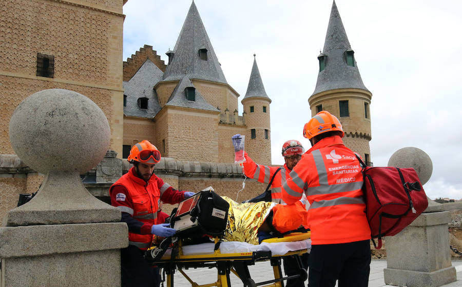 Fotos: Simulacro de incendio en el Alcázar de Segovia