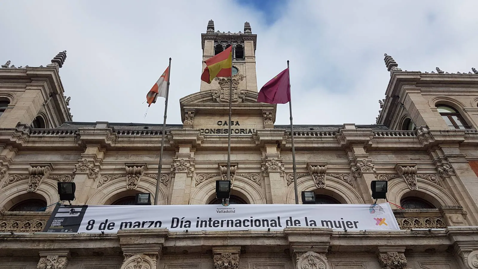 Durante el acto se ha hecho entrega del premio de igualdad a Henar Sastre, fotógrafa de El Norte de Castilla