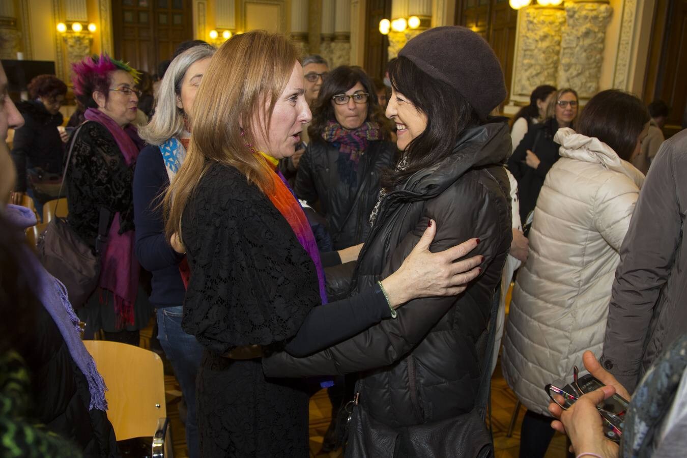 Durante el acto se ha hecho entrega del premio de igualdad a Henar Sastre, fotógrafa de El Norte de Castilla