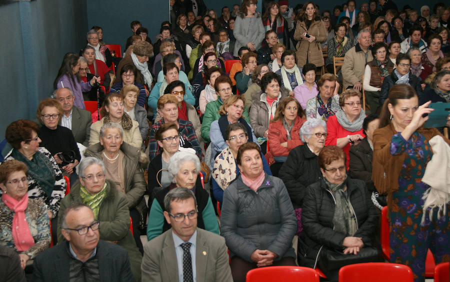 Fotos: 8-M Acto en Navas de Oro