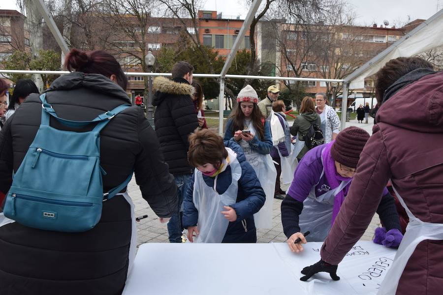 Fotos: Concentración en Guardo en la jornada del 8-M