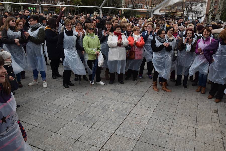 Fotos: Concentración en Guardo en la jornada del 8-M