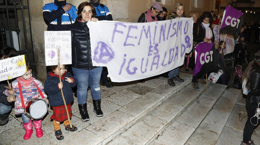 Fotos: El colofón reivindicativo del 8-M en Palencia