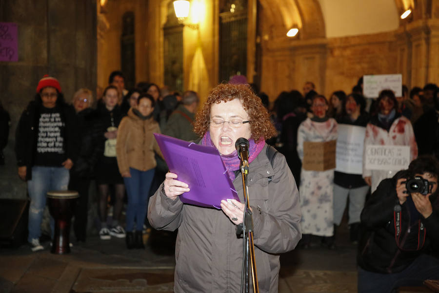 Más de 15.000 personas, según Policía Nacional, han participado en Salamanca en la manifestación convocada por los movimientos feministas con motivo del 8-M