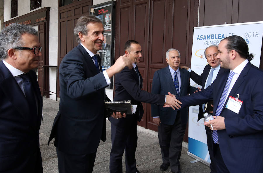 Fotos: Cristóbal Montoro clausura la Asamblea de la Empresa Familiar de Castilla y León