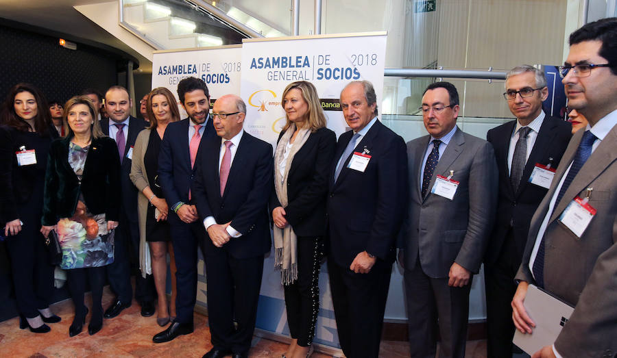 Fotos: Cristóbal Montoro clausura la Asamblea de la Empresa Familiar de Castilla y León