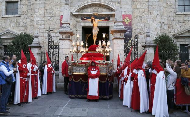 Procesión del Santo Via Crucis de la Misericordia. 