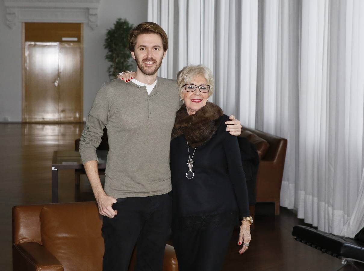 La actiz vallisoletana aprovechó la presentación de la obra en el Teatro Calderón para anunciar su retirada de los escenarios