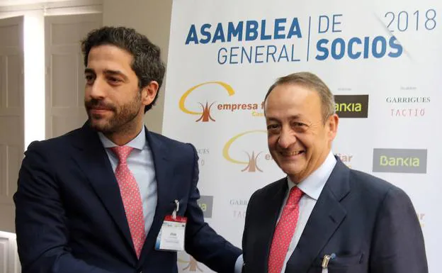 César Pontvianne, nuevo presidente, y José Miguel Isidro, ayer en Segovia. 