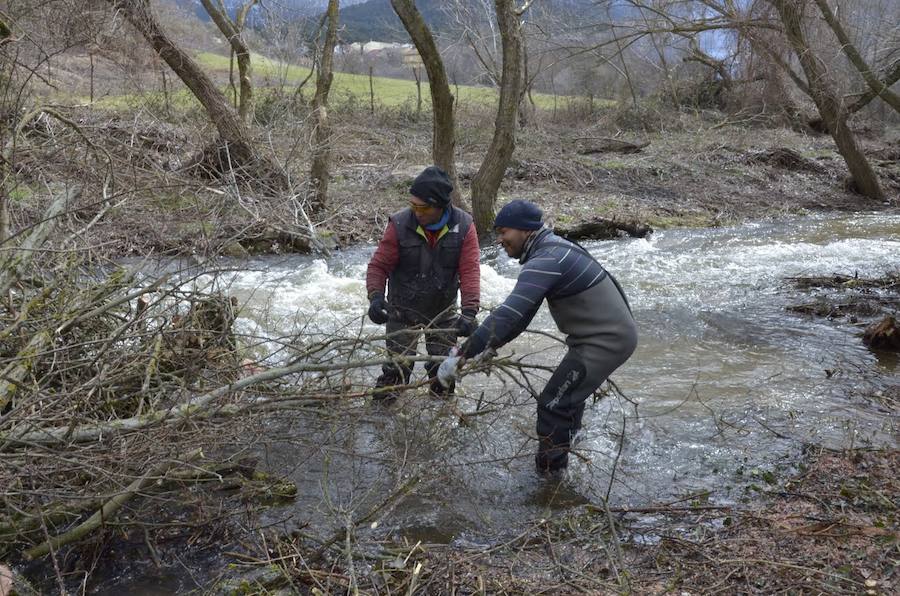 Fotos: Reparación de los daños causados por el temporal en El Espinar