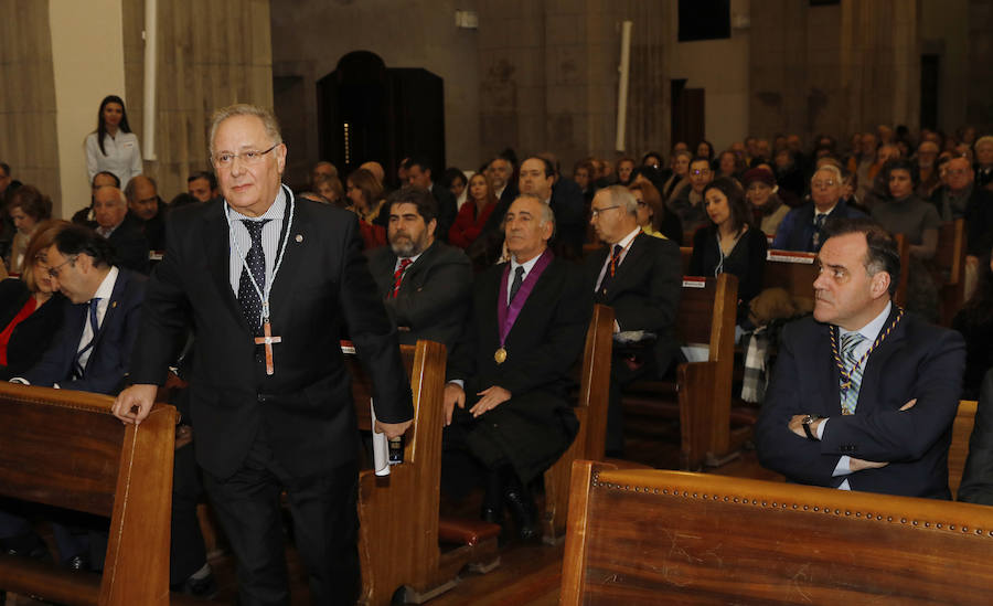 Fotos: Pregón de Semana Santa en Palencia