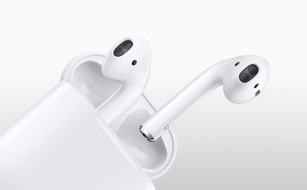 Los AirPods de Apple.