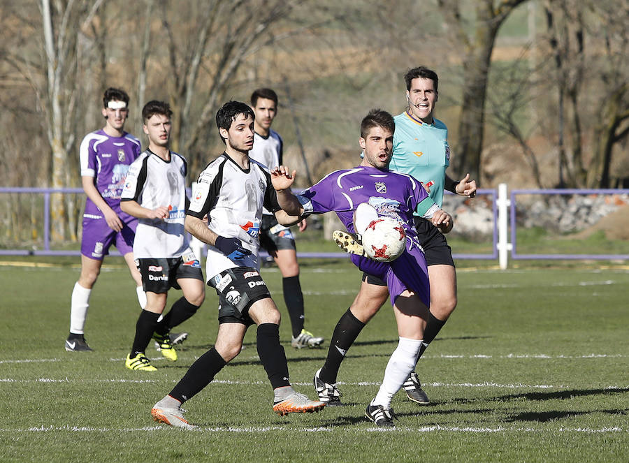 Fotos: CD Becerril (1-2) Palencia Cristo Atlético