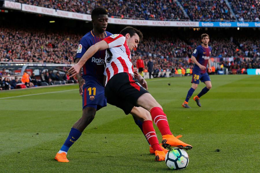 Alcácer y Messi ponen tierra de por medio ante un Athletic que persigue sombras en el Camp Nou.