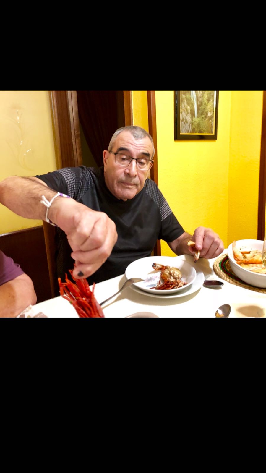 «Feliz día papi. ¡Te queremos!». Silvia y Alfonso