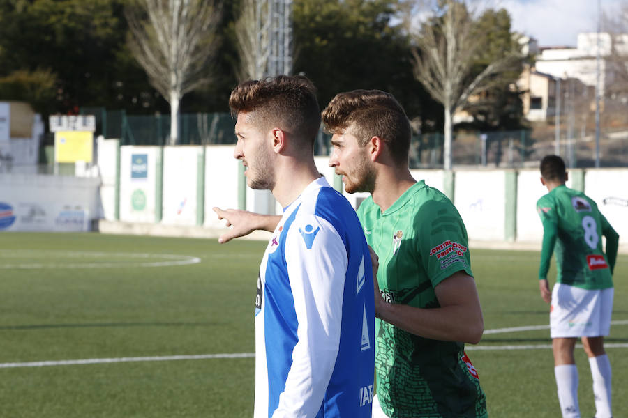 El equipo chacinero cae ante el filial del Deportivo de La Coruña en lo que es la segunda derrota seguida del equipo charro, que cae al 12º puesto 