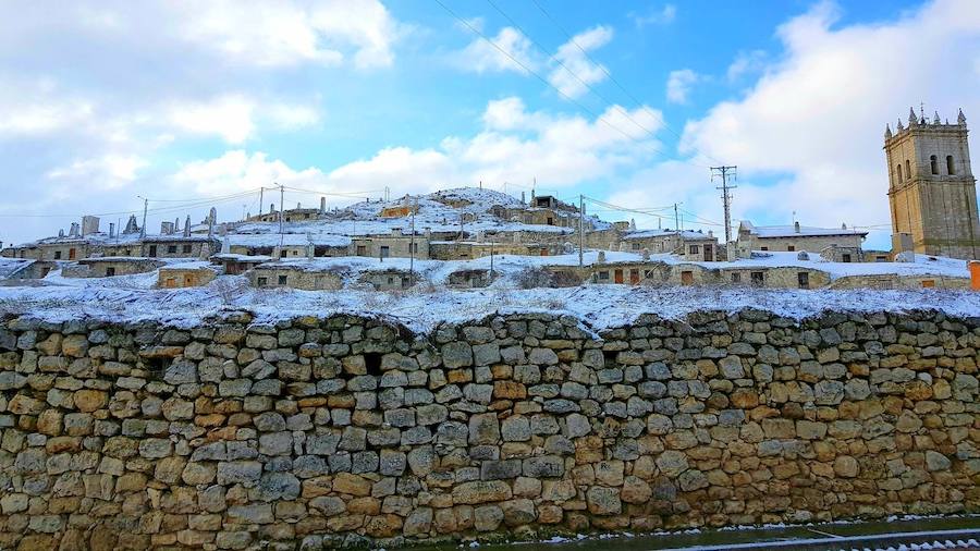 Fotos: La nieve tiñe de blanco el Cerrato palentino