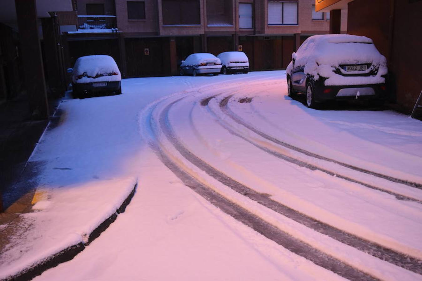 Fotos: Nieve en Aguilar para recibir a la primavera