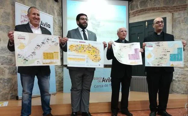 Diputación y Obispado abulenses presentan los carteles informativos de las cuatro rutas teresianas.