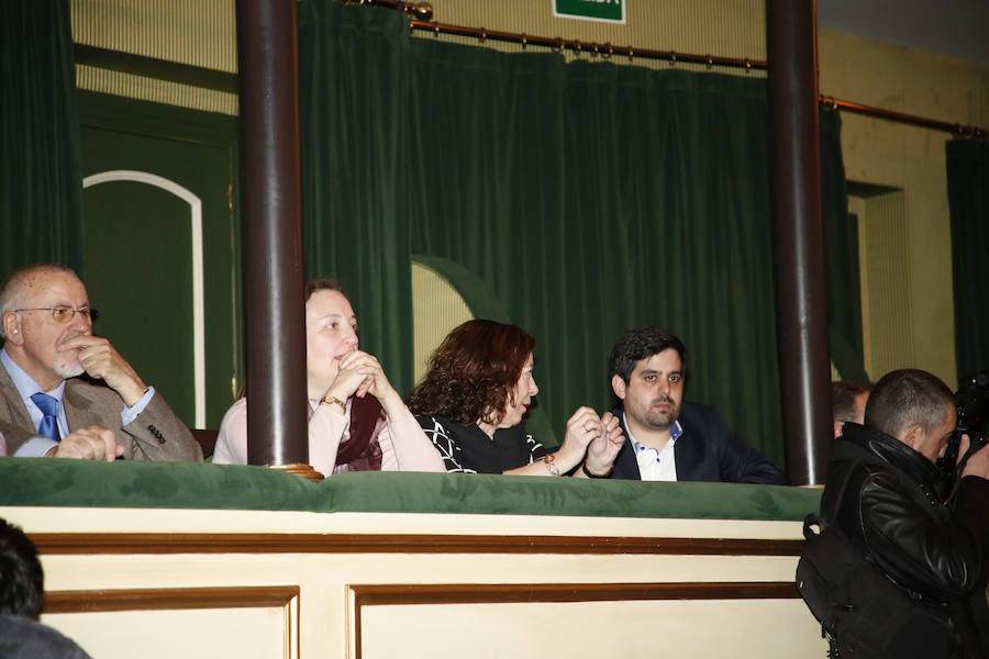 No quiso dejar pasar la oportunidad en el inicio de su pregón de mencionar a la organización que preside, Proyecto Hombre de Salamanca