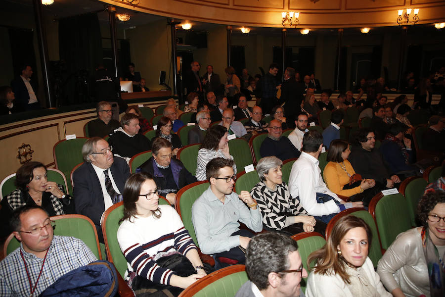 No quiso dejar pasar la oportunidad en el inicio de su pregón de mencionar a la organización que preside, Proyecto Hombre de Salamanca