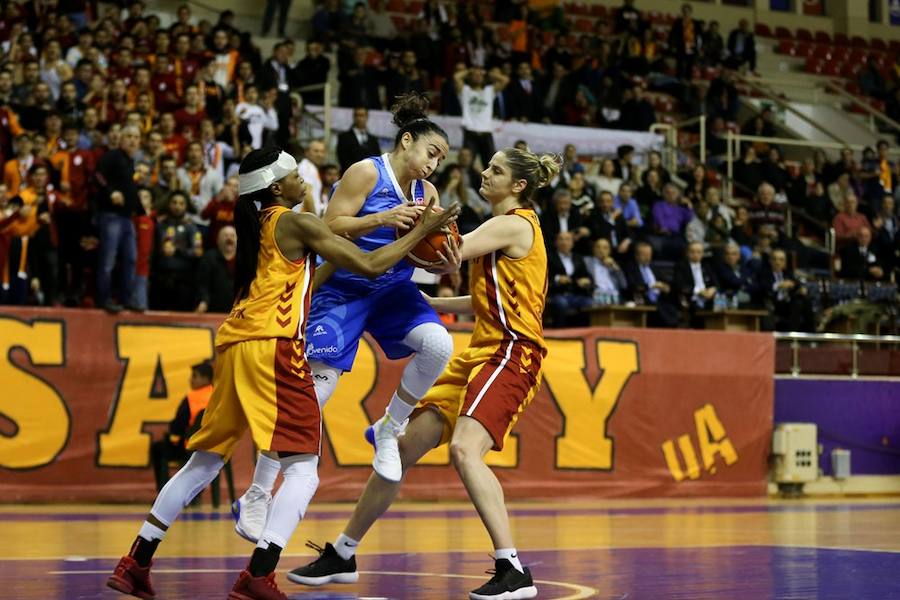 Fotos: Galatasaray 69 - 62 Avenida