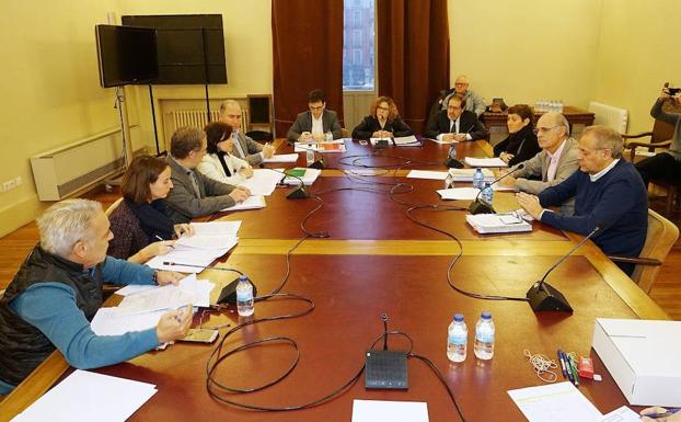 Reunión de la comisión de investigación del soterramiento celebrada en el Ayuntamiento de Valladolid el pasado mes de enero. 