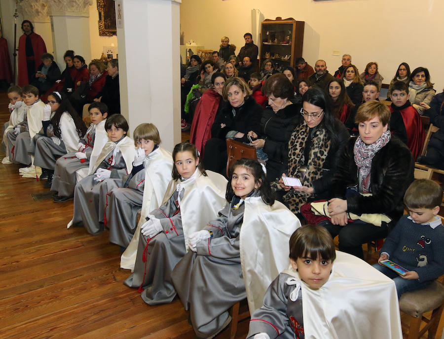 Fotos: Viernes de Dolores pasado por agua en Segovia