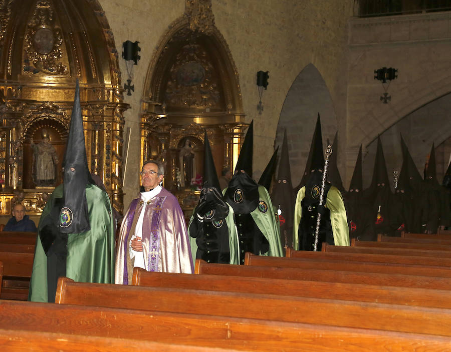 Fotos: Procesión de la Piedad en Palencia