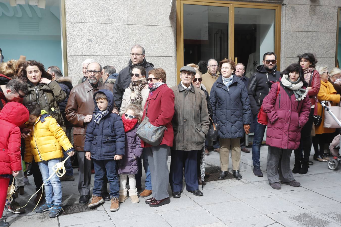 Fotos: Público en la Procesión del Domingo de Ramos en Valladolid (2/2)