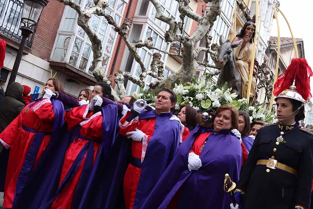 Fotos: Las imágenes de la Procesión de Jesús en La Borriquilla