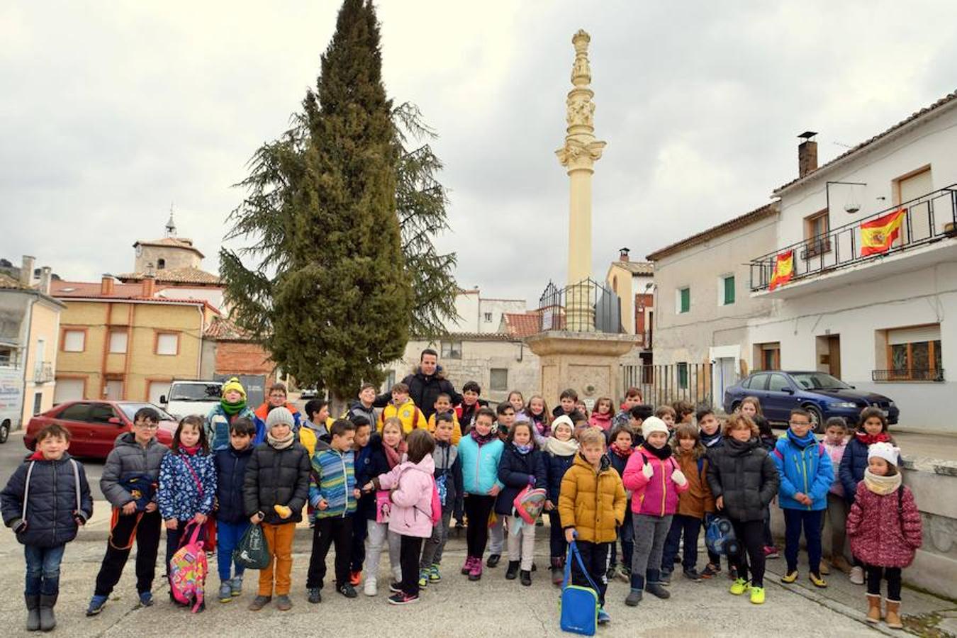 Fotos: Los escolares de Baltanás celebran el Día del Árbol