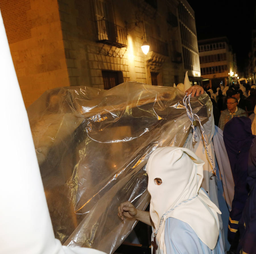 Fotos: Procesión de las Cinco Llagas en Palencia