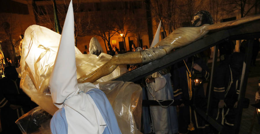 Fotos: Procesión de las Cinco Llagas en Palencia