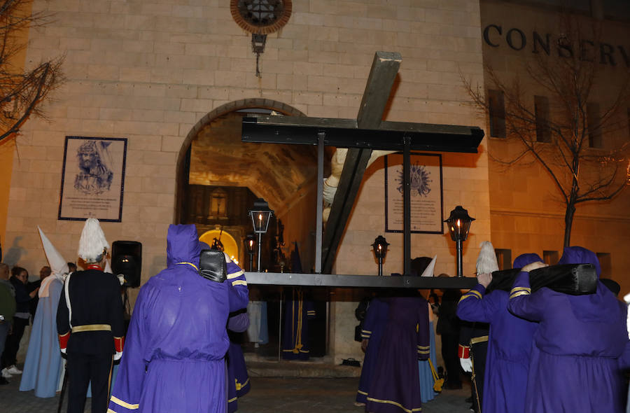 Fotos: Procesión de las Cinco Llagas en Palencia