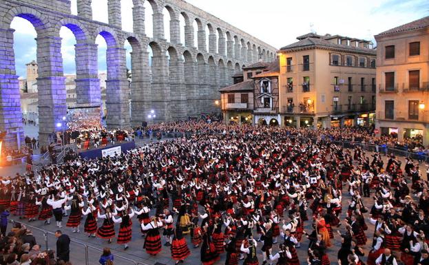 Autismo Segovia busca un nuevo récord con una «torrijada