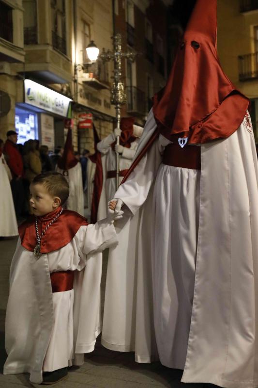 Fotos: Procesión de la Cofradía del Santo Cristo de la Buena Muerte en Peñafiel