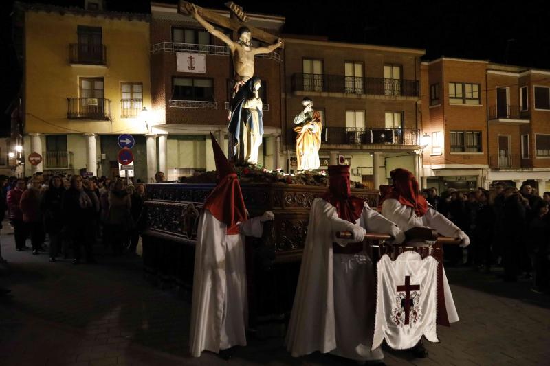 Fotos: Procesión de la Cofradía del Santo Cristo de la Buena Muerte en Peñafiel